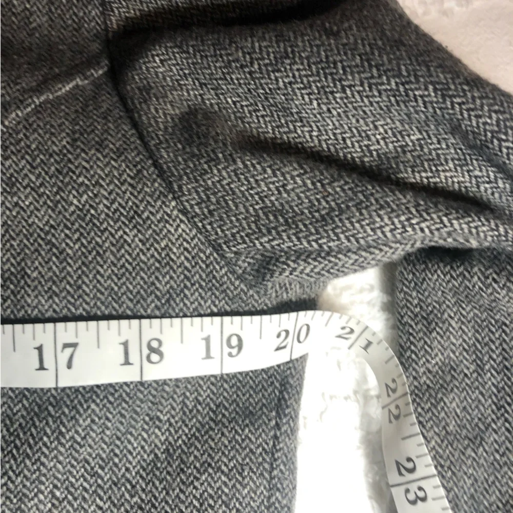 Fashion Bug Wool blend Herringbone Gray Bomber Jacket with Structured Design - Picture 8 of 13